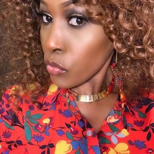 Meet your Posher, Joyce